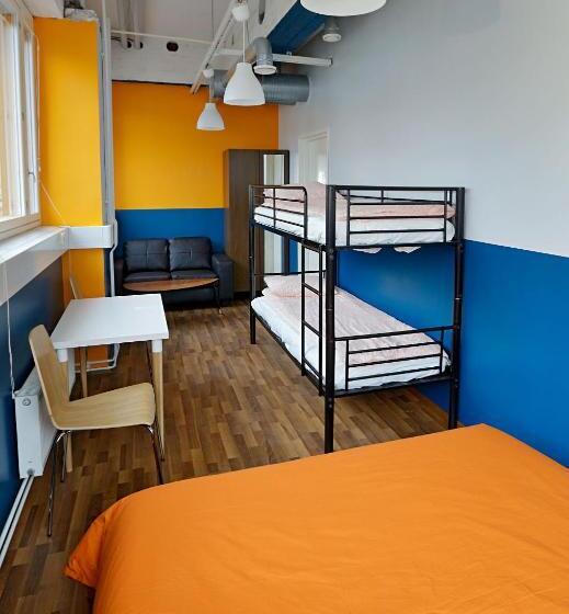 Семейный Номер Совместный Санузел, Cheapsleep Hostel Helsinki
