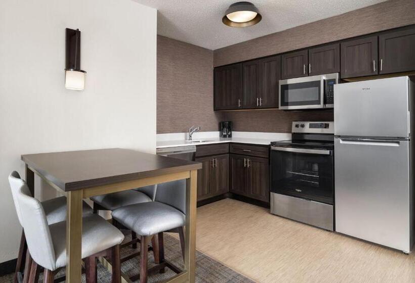 Люкс 2 Спальни, Residence Inn Mount Olive At International Trade Center