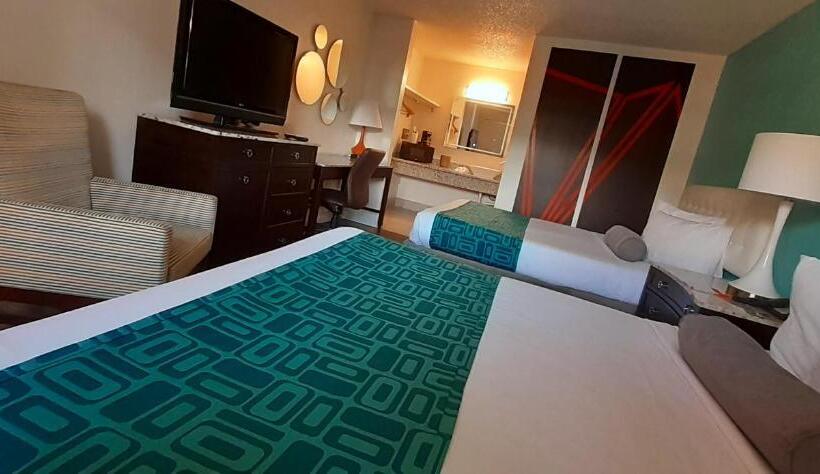 장애인을 위한 스탠다드 룸, Howard Johnson By Wyndham Downtown Reno