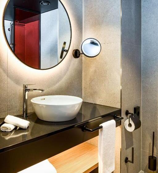 带城市景观的标准间, Radisson Red Hotel, Vienna