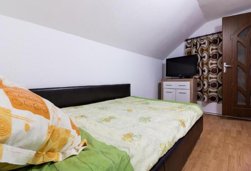 اتاق استاندارد چهار تخته, Casa De Vacanta Jeny
