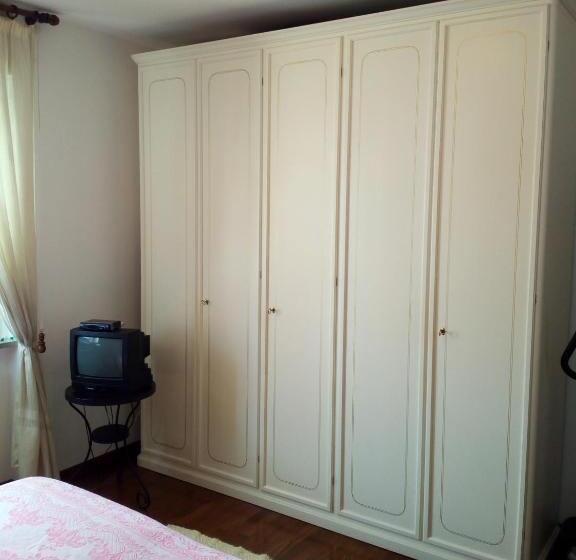 اتاق استاندارد, Luce