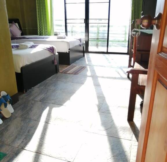 Номер Стандарт, Baan Ruam Cha