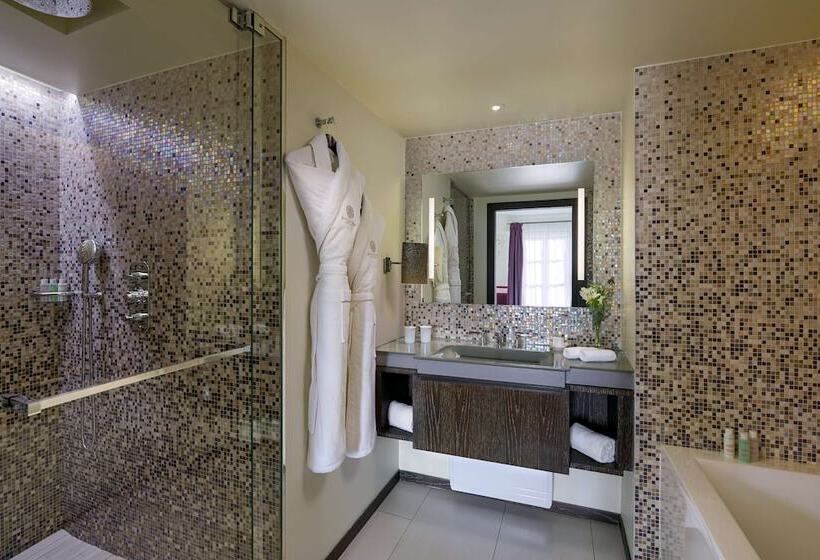 Suite met Terras, De Paris Sainttropez