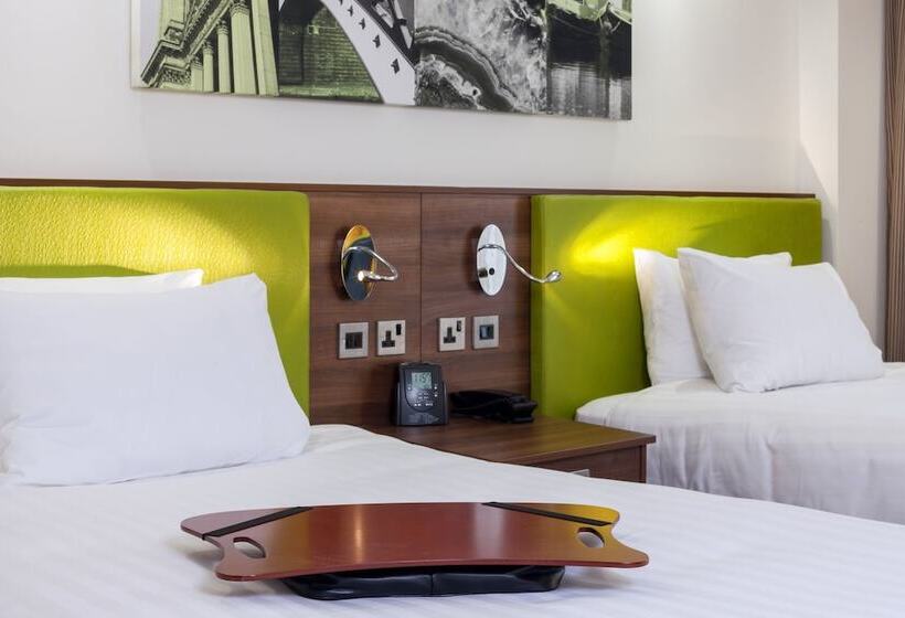 Номер Стандарт, Hampton By Hilton Birmingham Jewellery Quarter
