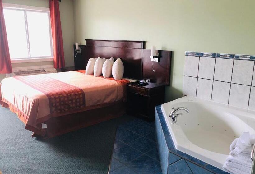 带按摩浴盆的套房, Perth Plaza Inn & Suites