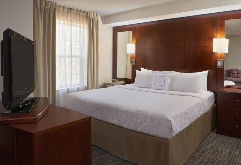 Suite with lake view, Residence Inn By Marriott Gravenhurst Muskoka Wharf