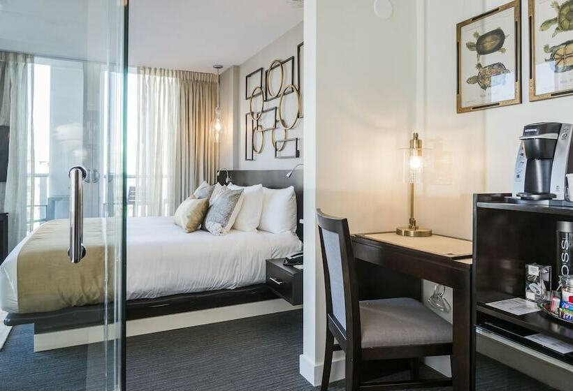 Premium Room Side Sea View, Iberostar Waves Berkeley Shore