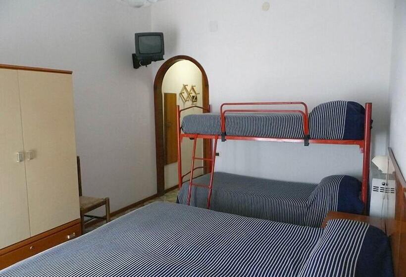 Четырехместный Номер Стандарт, San Vito