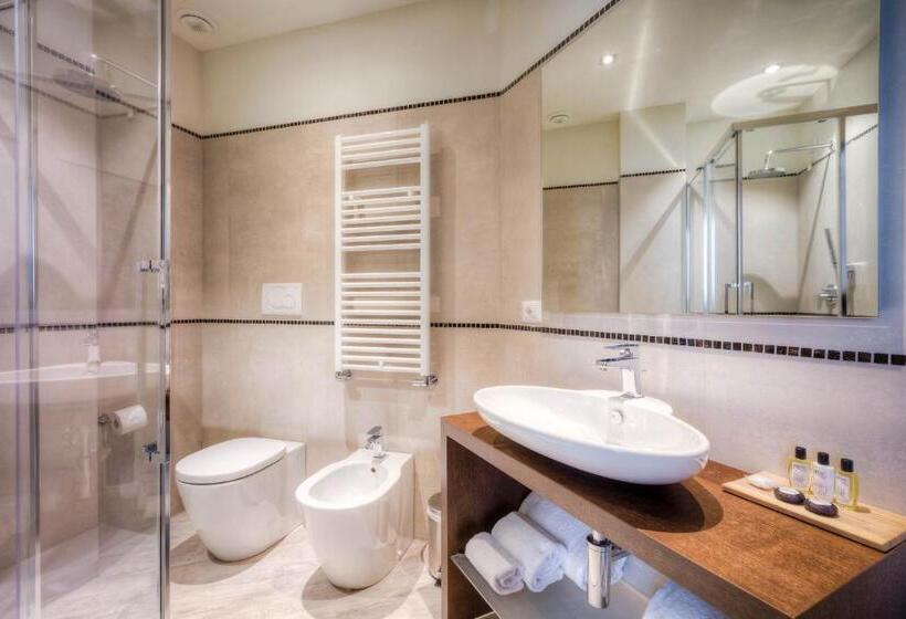 سوئیت جونیور با آشپزخانه, Forte16 View & Spa