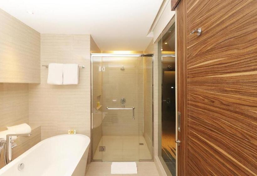 Люкс, Swiss Belhotel Cirebon