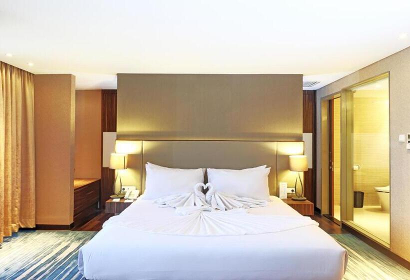 Люкс, Swiss Belhotel Cirebon