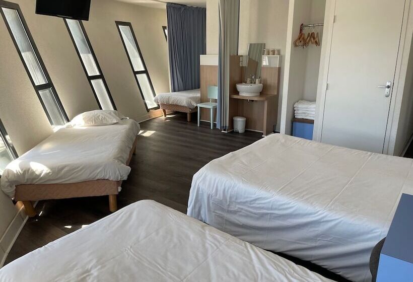 Четырехместный Номер Стандарт, The Originals Access, Hôtel Millau Sud