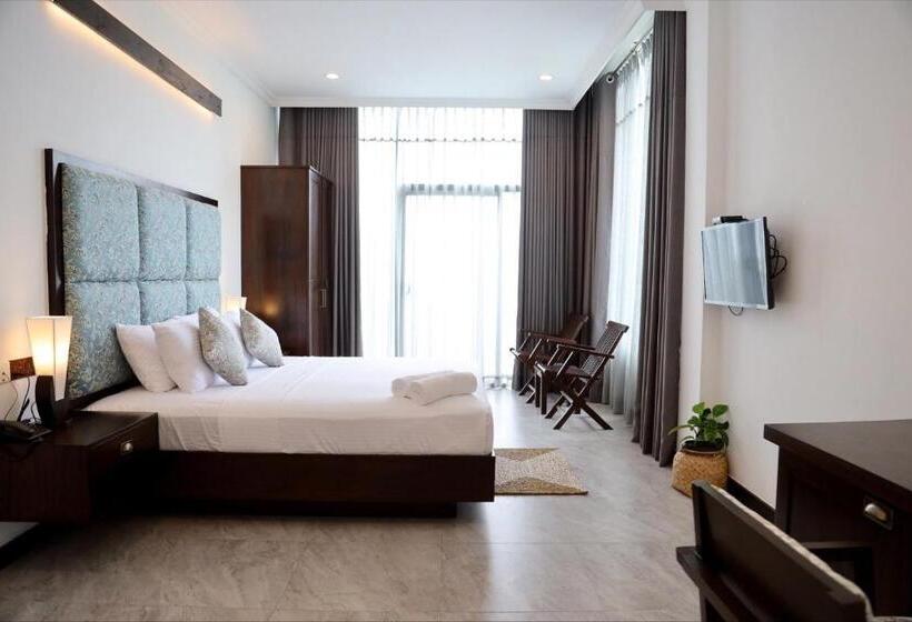 Семейный Номер, Riverbank Resort Gampola