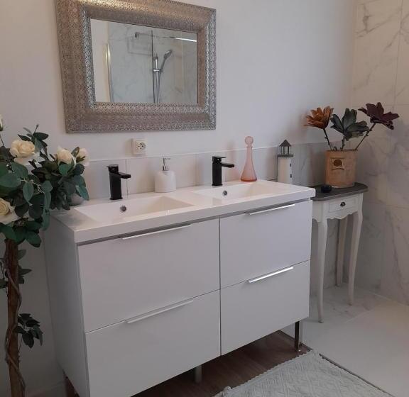 غرفة قياسية, Casa Turchina Chambre Avec Piscine Privée