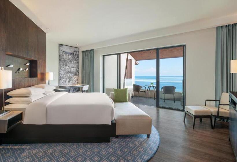 キングサイズベッドのクラブルーム, Hyatt Regency Phuket Resort