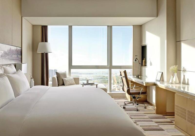 Номер Superior, Langham Place Xiamen