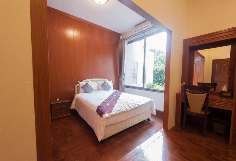 سوییت جونیور, Ruen Ariya Resort