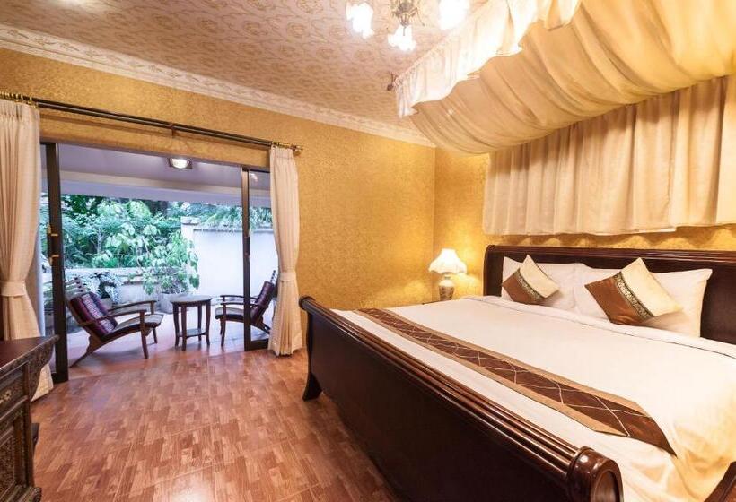 سوئیت جونیور با چشم‌انداز باغ, Ruen Ariya Resort