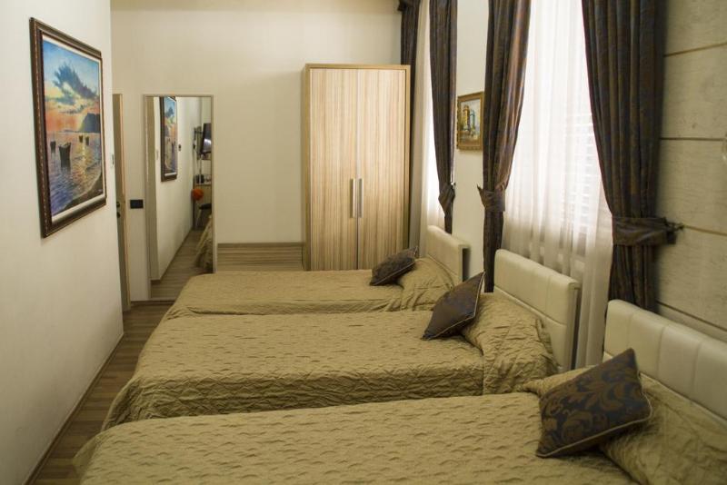 غرفة قياسية ثلاثية, Comfort