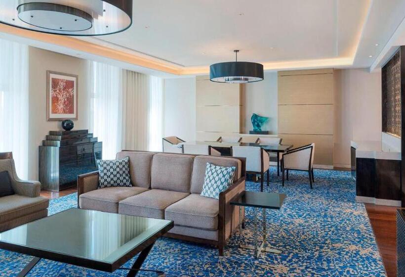 Люкс Повышенной Комфортности, Sheraton Changchun Jingyuetan