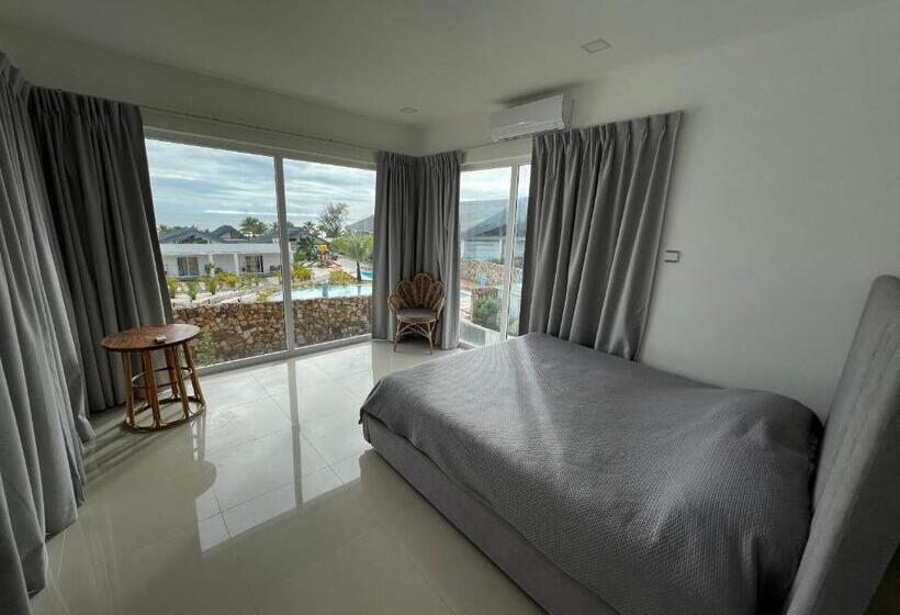 Дом 4 Спальни, You&me Resort