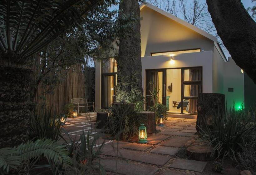 Люкс Superior, African Rock Hotel & Spa, A Boutique Lifestyle Resort