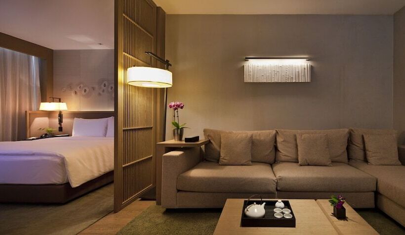 Люкс Повышенной Комфортности, The East Hotel Hangzhou