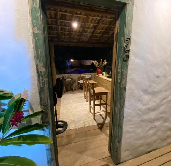 سوییت خانوادگی, Pousada Vila Dendê