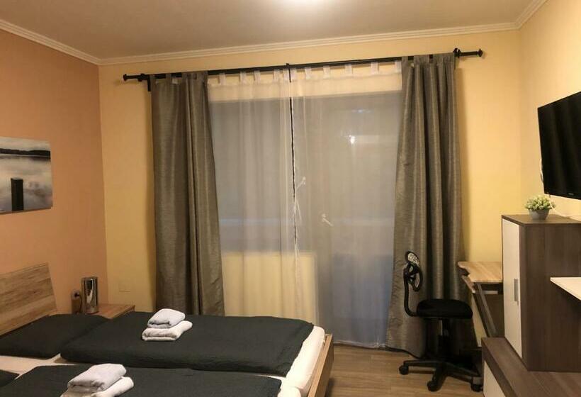 Номер Deluxe, Alpenklub