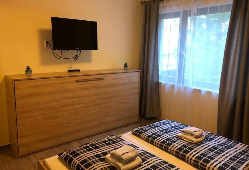 豪华房间, Alpenklub