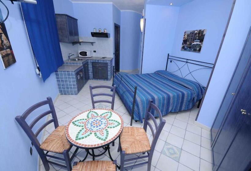 컴포트 트리플 룸, Sun Tower Beach Apartments