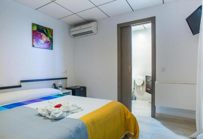 Номер Стандарт, Hostal Pardo