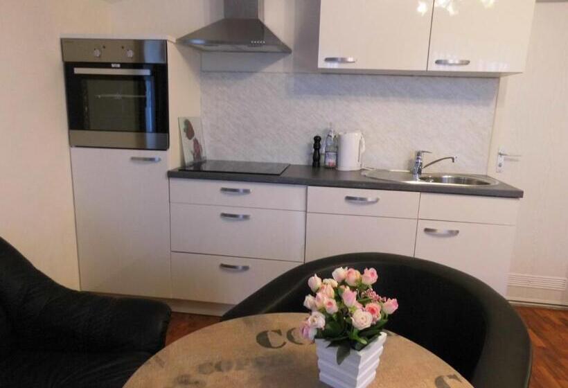 스탠다드 룸, Aparthotel Guzulka & Restaurant