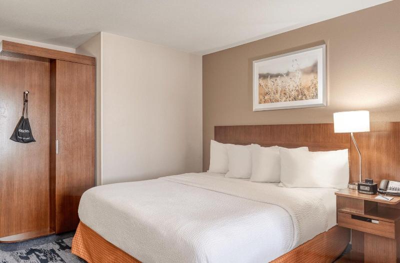 Люкс Кровать Кинг, Fairfield Inn & Suites By Marriott Jeffersonville I 71