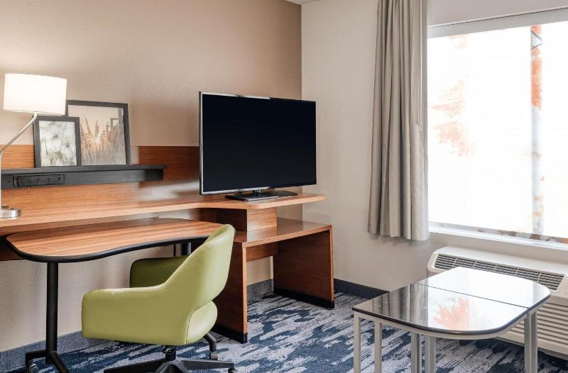 Люкс Кровать Кинг, Fairfield Inn & Suites By Marriott Jeffersonville I 71