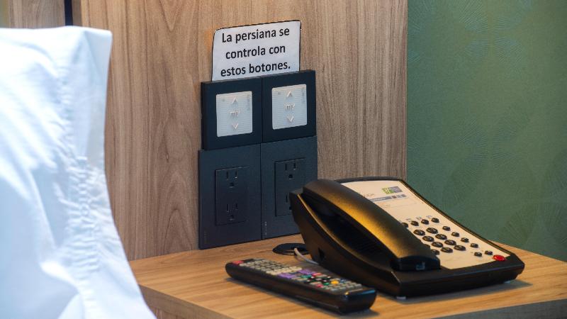带大床的标准间, Holiday Inn Express & Suites Cuernavaca, An Ihg