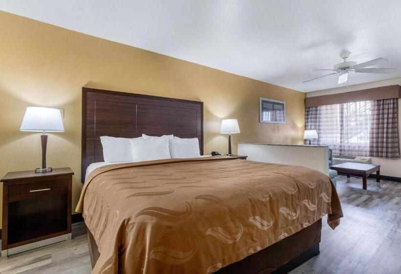 Büyük Çift Kişilik Yataklı Süit, Quality Inn & Suites Near Downtown Mesa