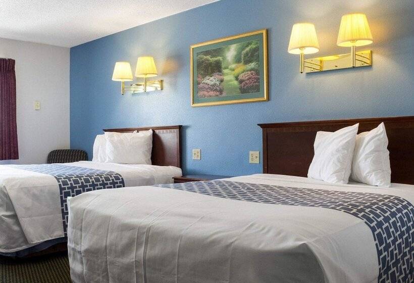 带2个双人床的标准工作室, Rodeway Inn