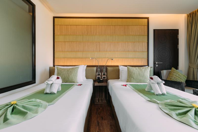 풀장 전망 디럭스 룸, The Beach Heights Resort Sha Plus