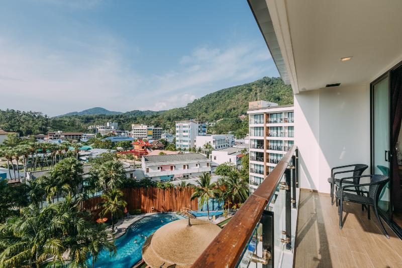 풀장 전망 디럭스 룸, The Beach Heights Resort Sha Plus