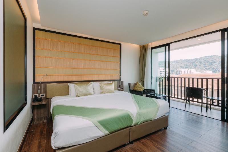 디럭스 룸, The Beach Heights Resort Sha Plus