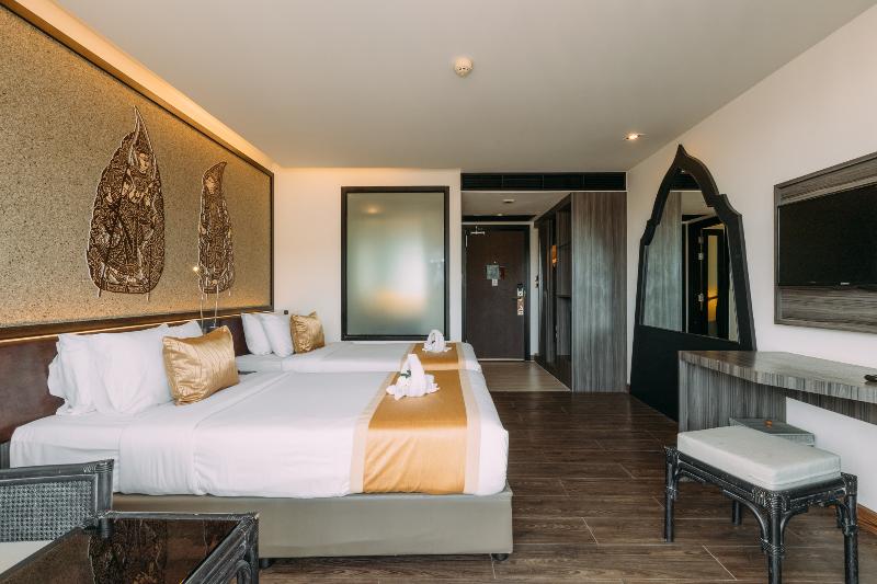 디럭스 룸, The Beach Heights Resort Sha Plus