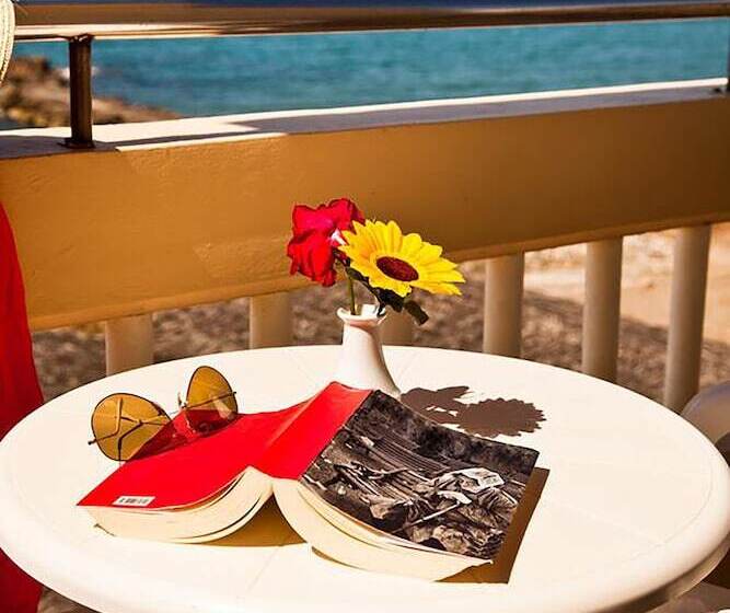 اتاق سوپریور با چشم‌انداز دریا, The Noverian Antama Organic Beach Resort Chania