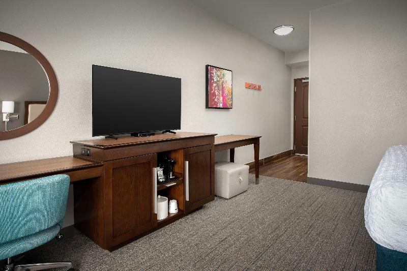 Номер Стандарт Адаптированный для Инвалидов, Hampton Inn & Suites Portland/hillsboroevergreen Park