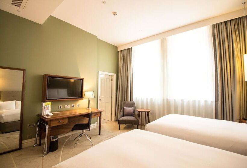 Номер Superior, Doubletree By Hilton Hotel & Spa Liverpool