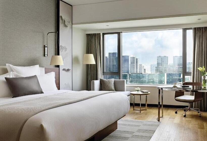 اتاق سوپریور با تخت بزرگ, Langham Place Ningbo Culture Plaza