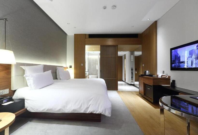 اتاق لوکس با تخت بزرگ, Langham Place Ningbo Culture Plaza