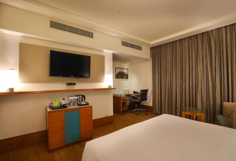Номер Deluxe, Radisson Blu Hotel Chennai City Centre