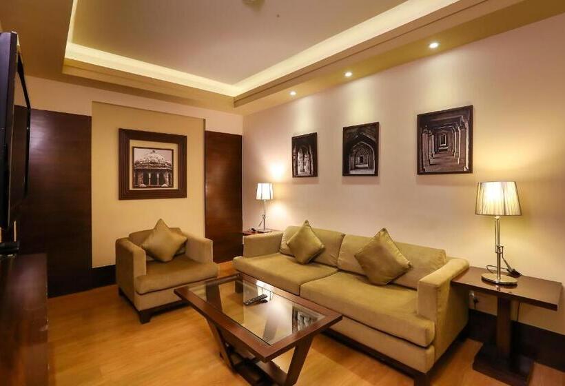 Люкс, Radisson Blu Hotel Chennai City Centre